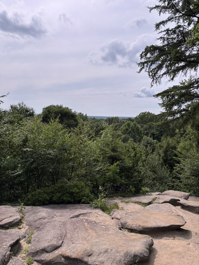 Upper ledge lookout